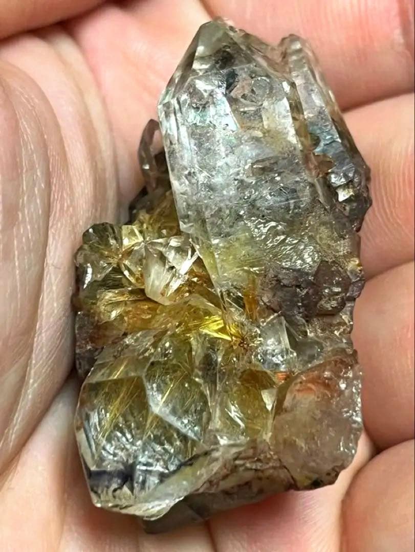 ルチルクォーツ　原石　天然石　ガーデン　クラスター　六角柱　ポイント