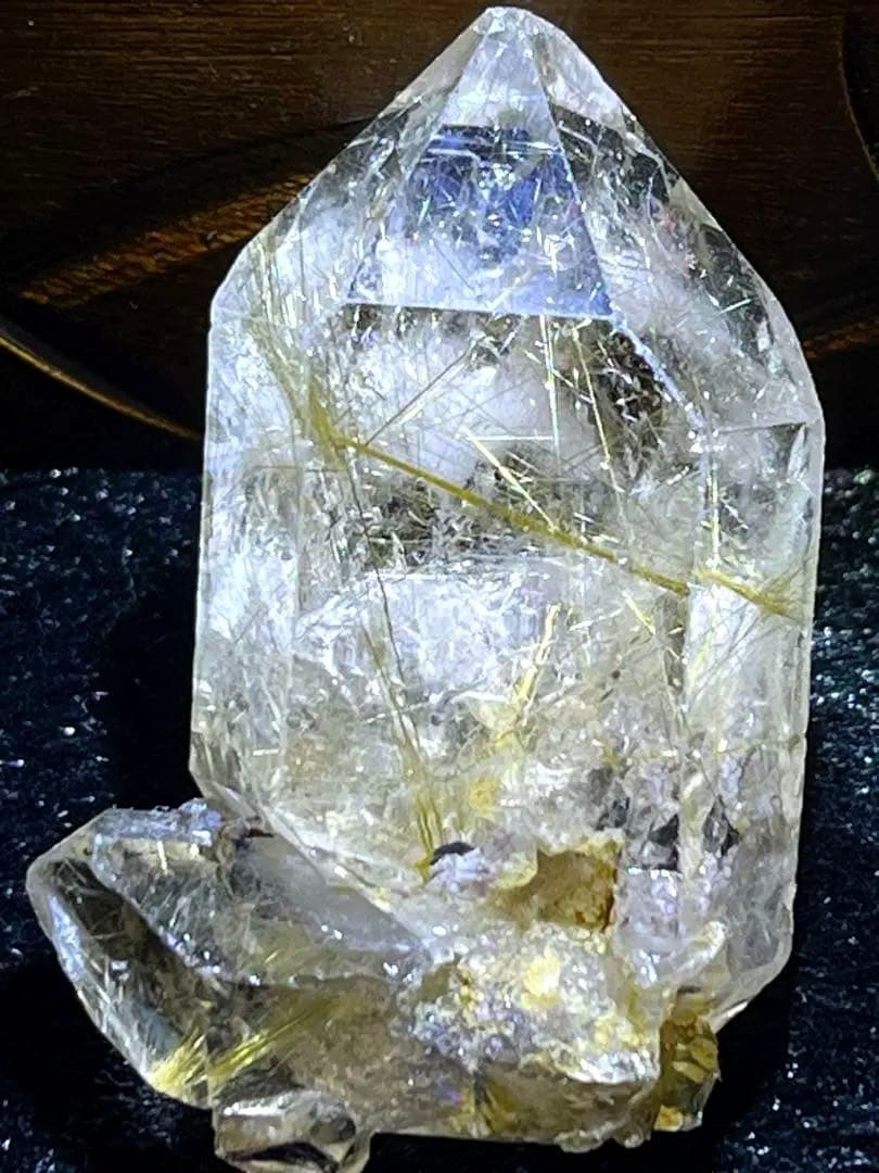 ルチルクォーツ　原石　天然石　ガーデン　クラスター　六角柱　ポイント