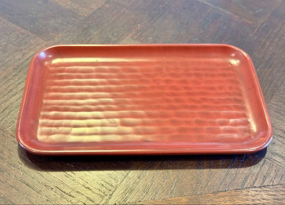 【新品】宮内省ご用品製作 博古堂 鎌倉彫 漆塗り角盆 銘あり 21×13.5cm