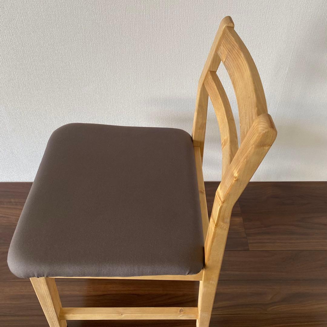 北欧スタイルの椅子(グレー)