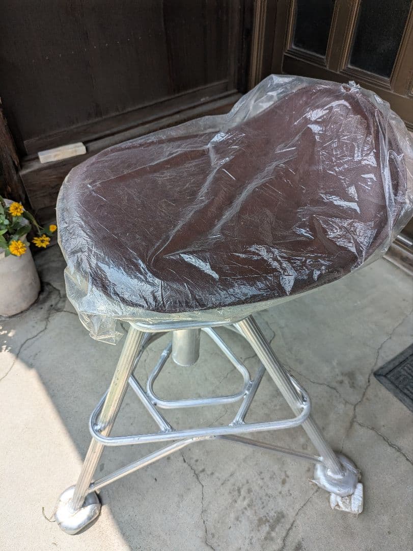 葡萄摘粒用作業椅子