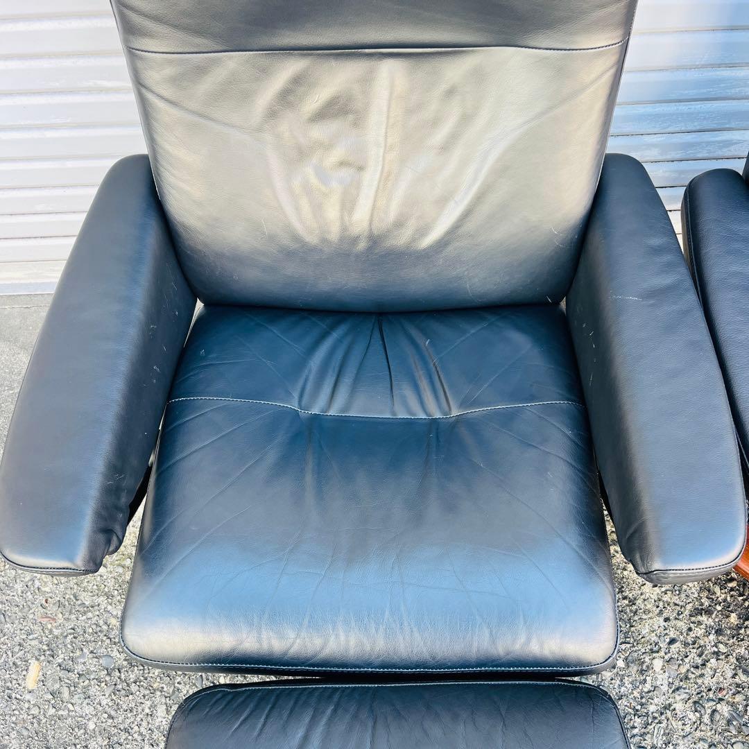 エコーネスEKORNESリクライニングチェアとオットマン　2点セット