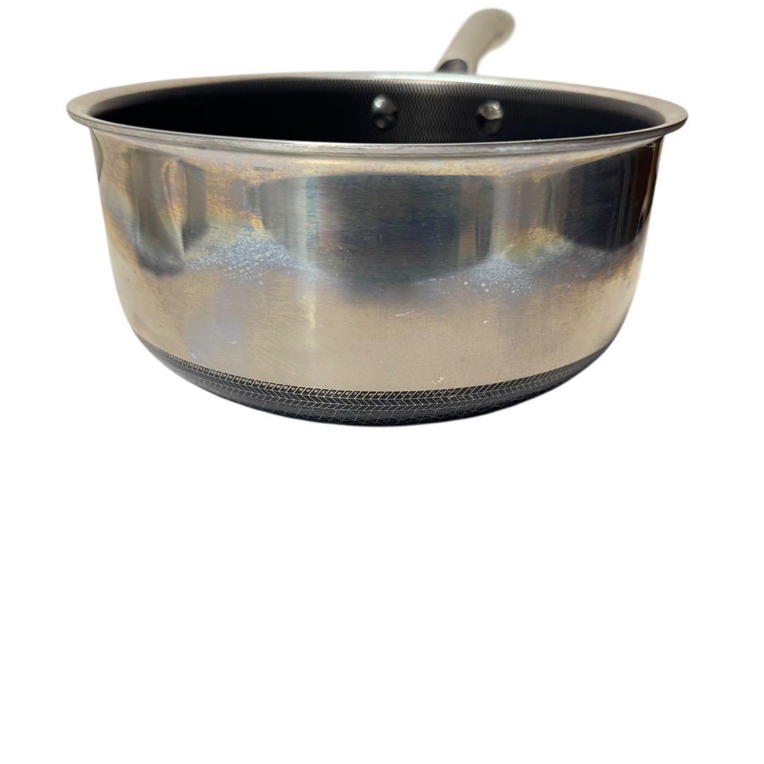 ヘックスクラッド　ハイブリッド蓋付き鍋　2.8リットル　20センチ