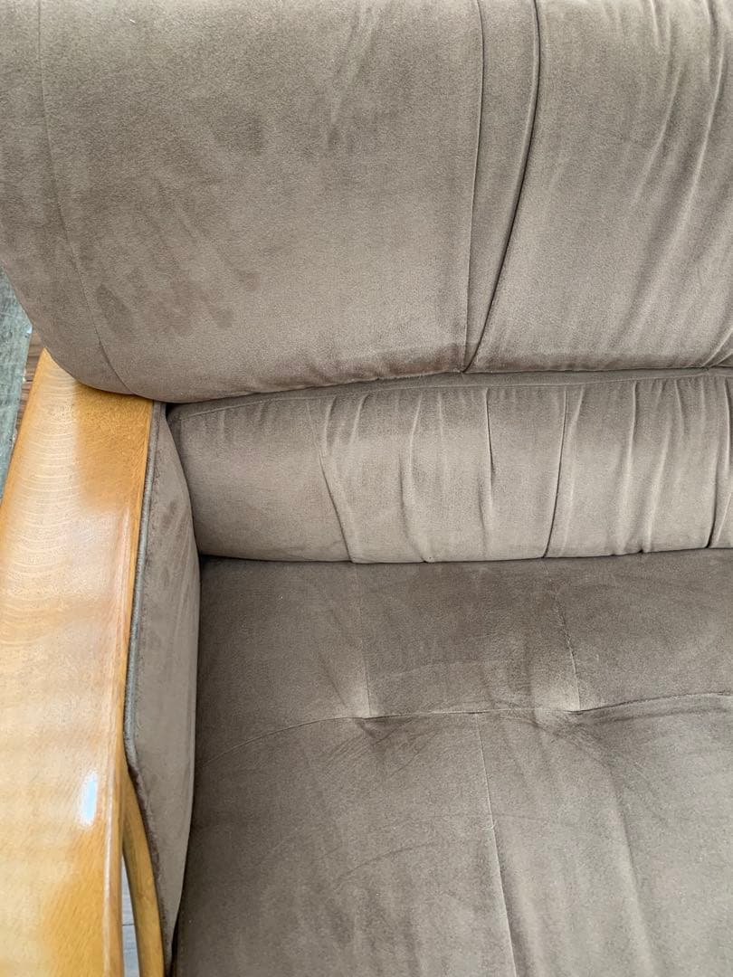 カリモク WT3332 CITA張地 オットマン付 希少スエード　布張り仕様