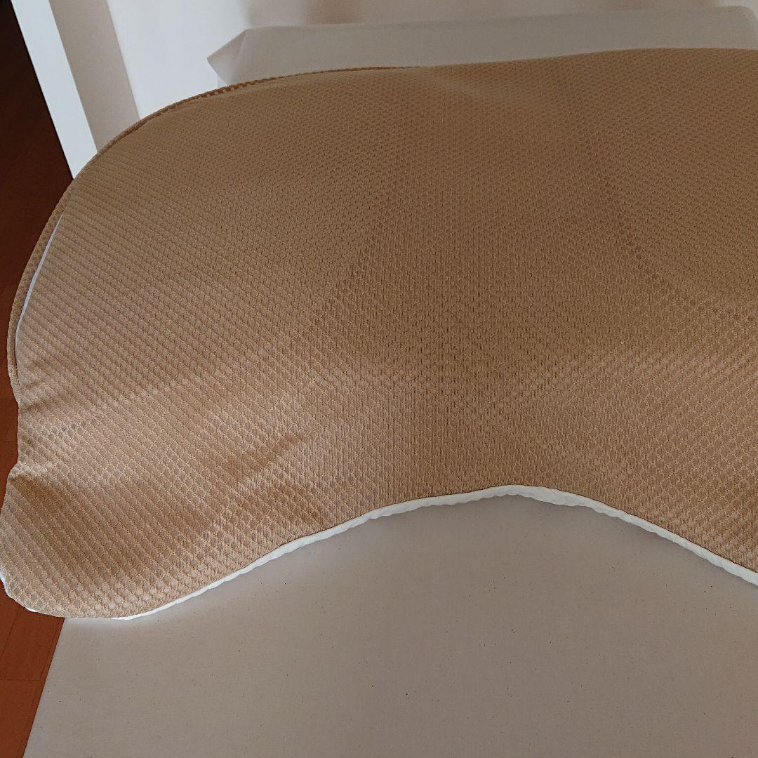 ギガ枕昭和西川 (新品替えカバー付)