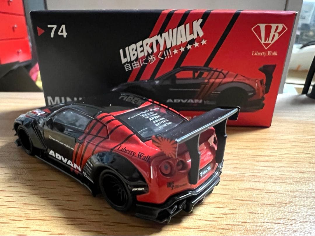 MINI GT LB☆WORKS Nissan GT-R R35 ADVAN - メルカリ