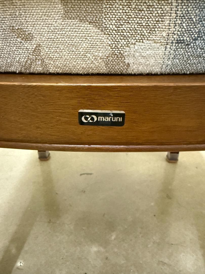 マルニ木工 地中海シリーズ ダイニングチェア/背もたれ籐破れあり／張替え前提