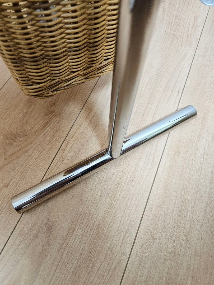 ザノッタ ポト マガジンラック サイドテーブル アンドレア・ブランジ