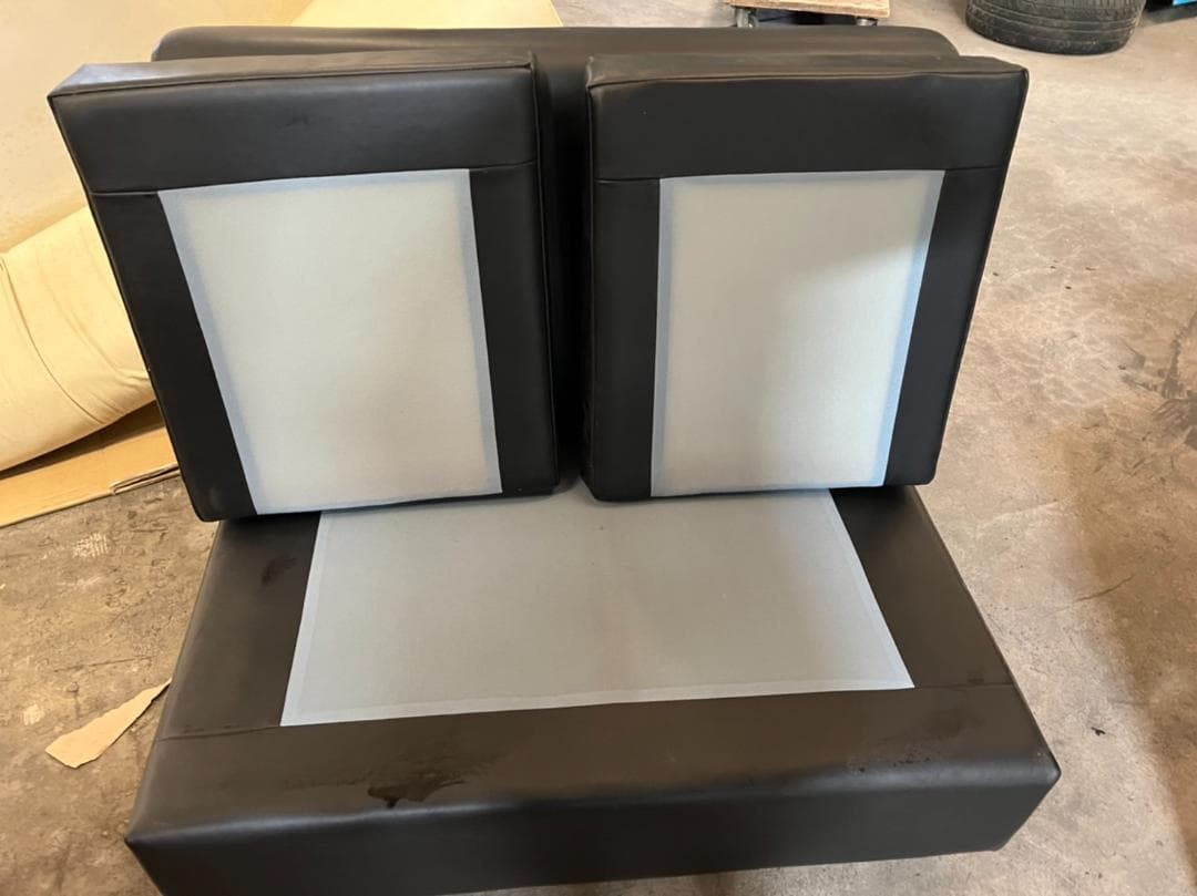 クッションソファ 店舗家具 黒色 合皮 業務用 群馬 中古 シングルソファ