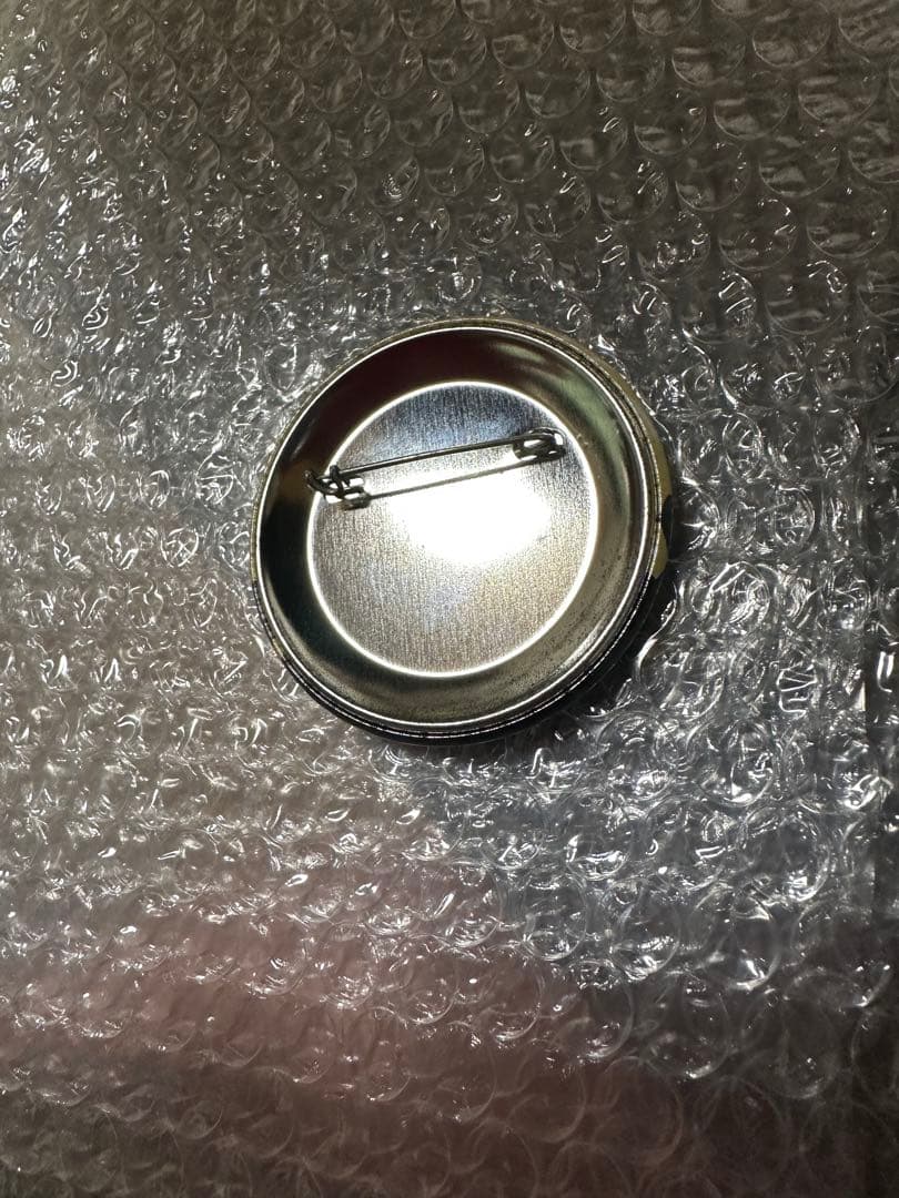 【希少】劇場版 小鳥遊六花•改　凸守早苗 缶バッジ