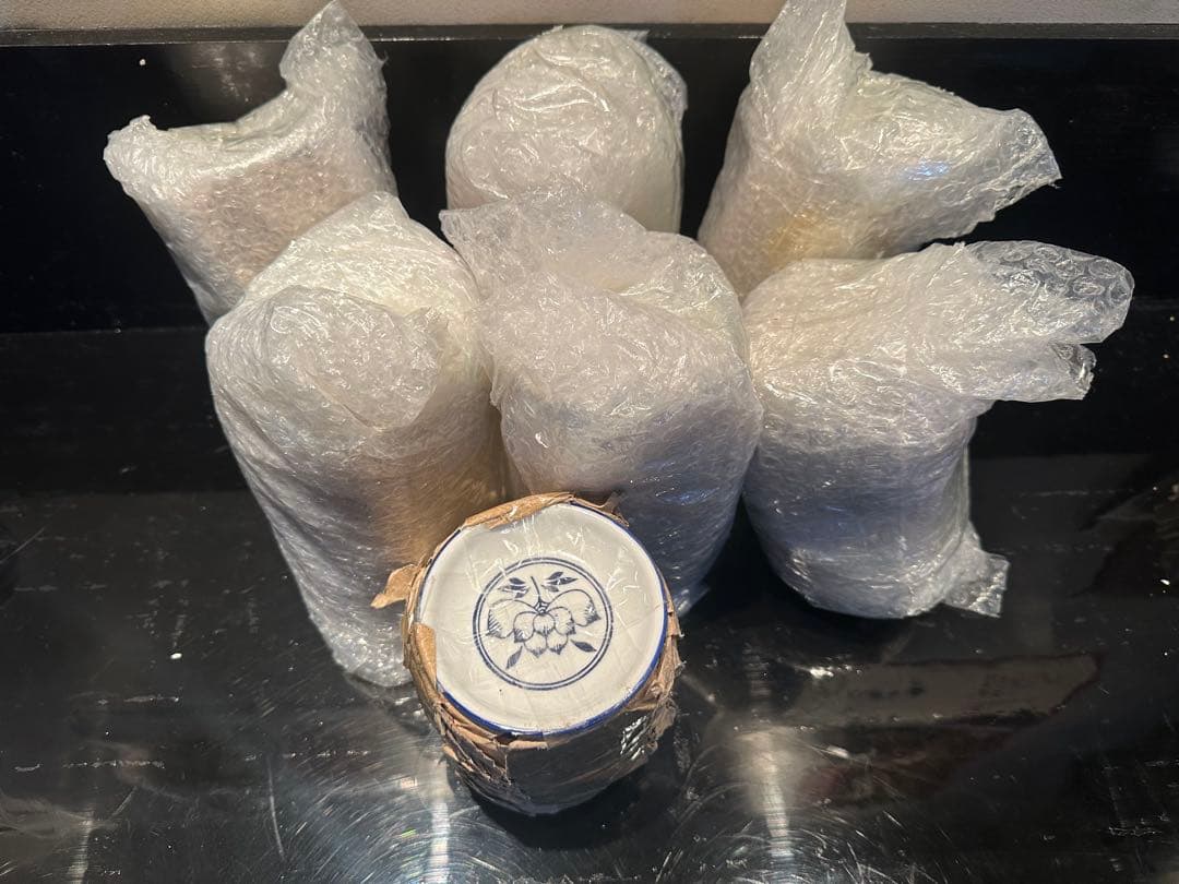 青花食器（お皿、麺碗、器、調味料入れ、レンゲなど）