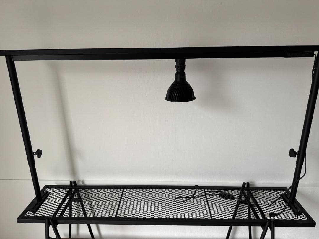 植物棚　アイアンシェルフ　ライトレールスタンド　育成ライト　アガベ