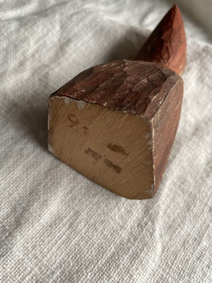 クロヌマタカトシ 木彫人物像