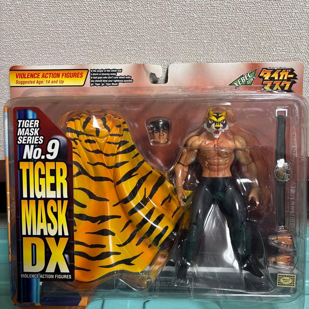タイガーマスク フィギュア DX 血しぶきver - メルカリ