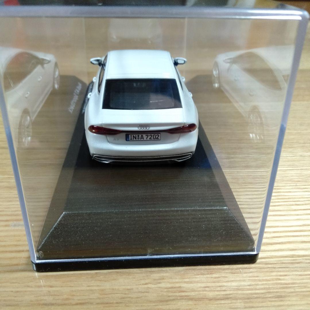 1/43 アウディ Audi A7 スポーツバック Audi 廃番 ケース 箱 - メルカリ