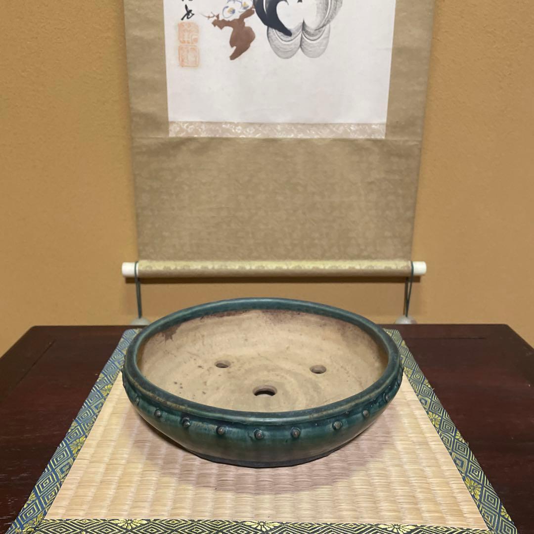 【落款あり】秀峰 鋲打外縁丸太鼓鉢 緑釉 盆栽鉢 丸型鉢 24cm