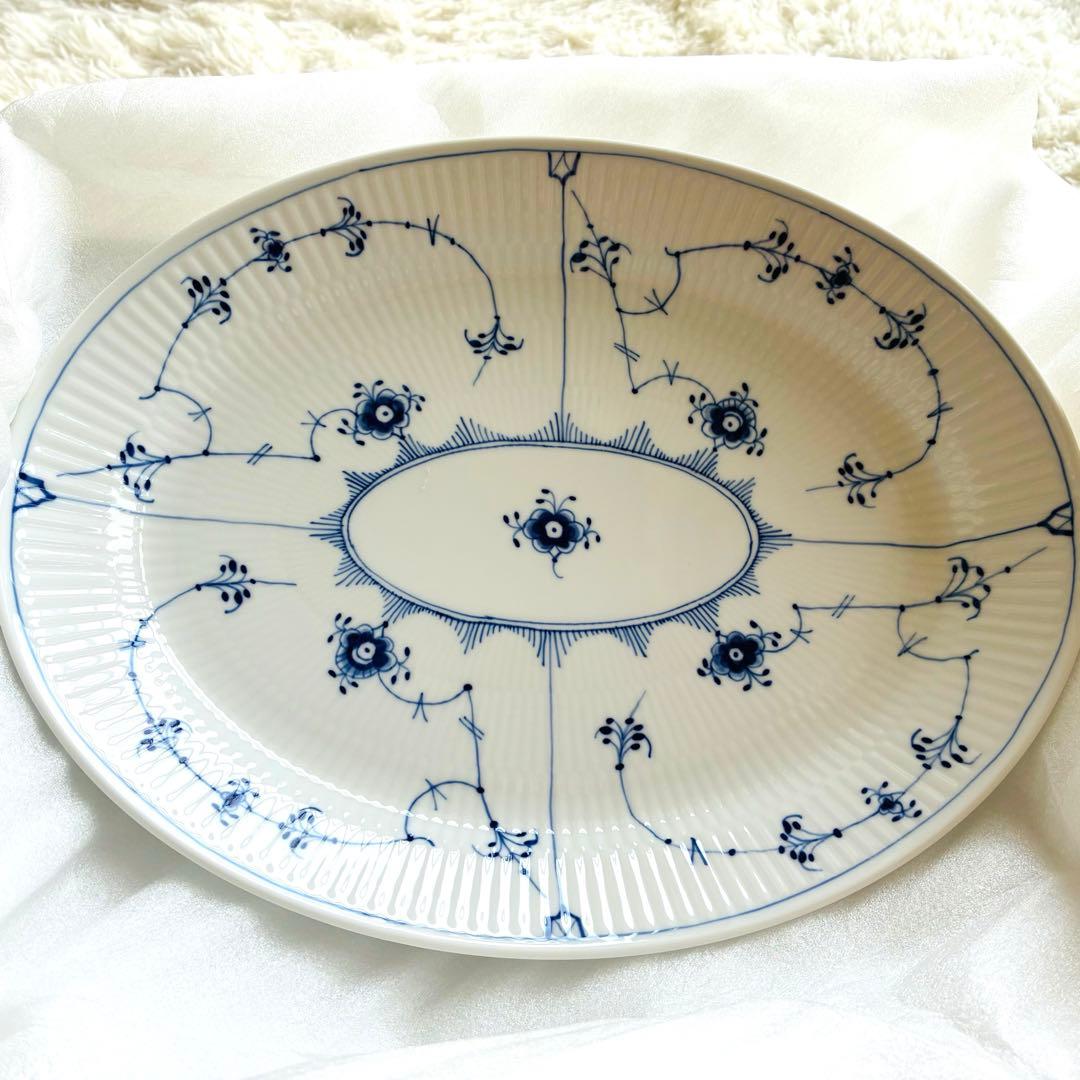 【新品】ブルーフルーテッド プレイン オーバルディッシュ 30.5cm