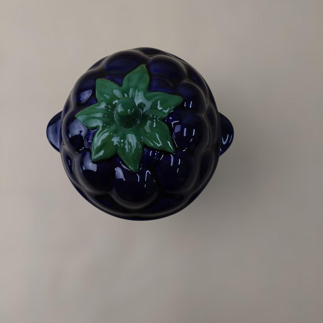 ル・クルーゼ ミニココット ブラックベリー 箱なし 廃盤品 - メルカリ