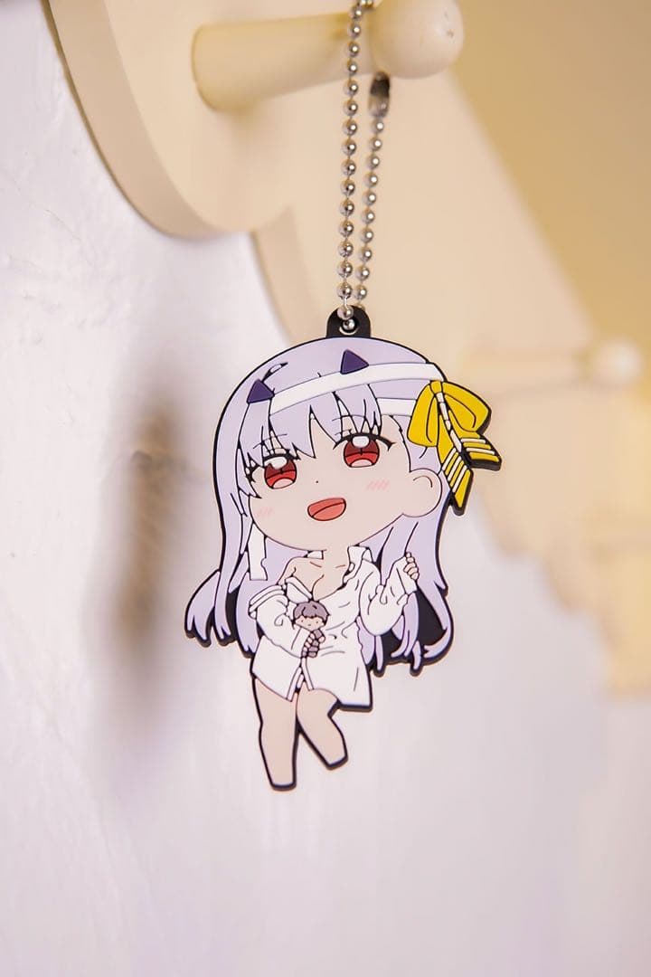 NIKKE 勝利の女神　モダニア ドロシー　紅蓮　カップ麺ホルダー 限定特典