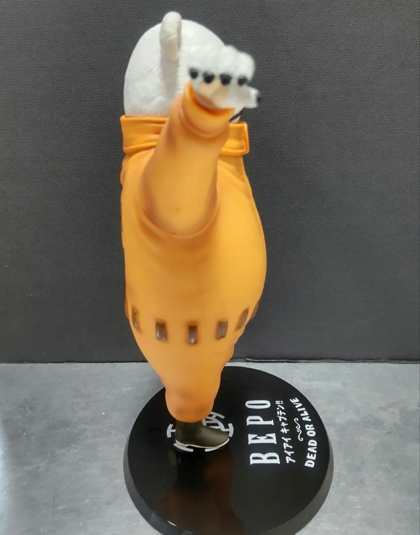 ONE PIECE 【ベポ ＆トラファルガー・ロー】 ハートの海賊団 フィギュア