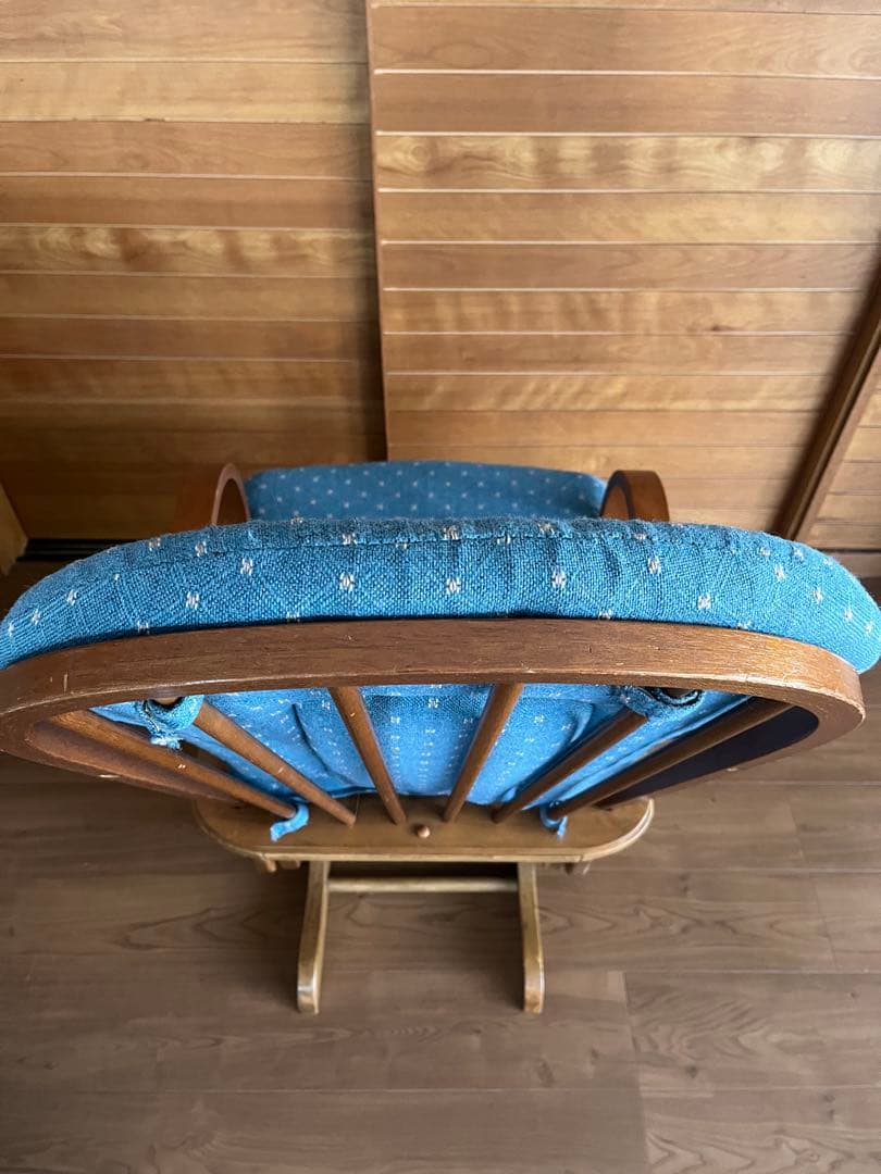 ロッキングチェア　スイング式