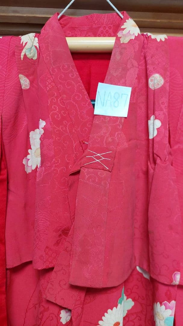 NA87アンティーク子供着物正絹七五三豪華刺繍着丈63センチ腰縫い上げ15センチ