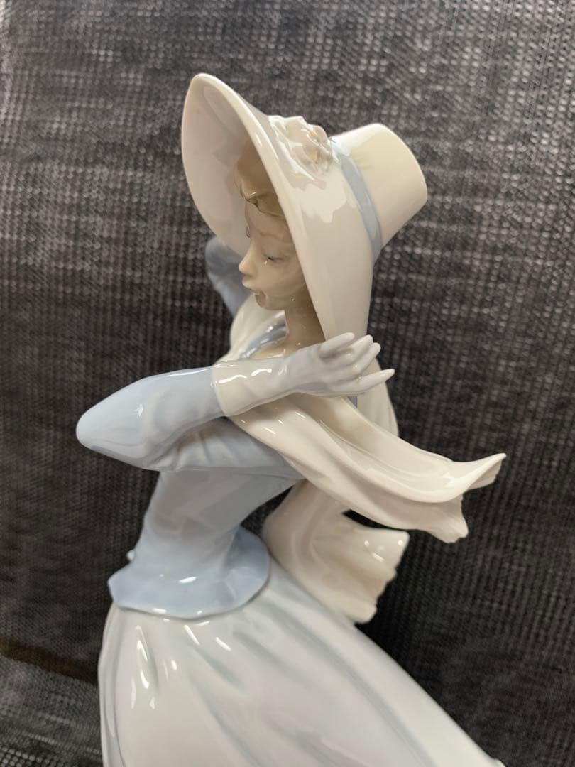 美品 LLADRO リヤドロ 「春のそよ風」SPRING BREEZE