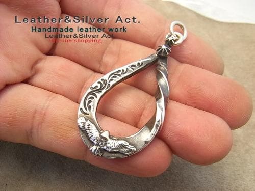 イーグル シルバーペンダントトップスタッズ スターグラスホルダー アポロコンチョ