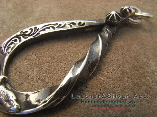 イーグル シルバーペンダントトップスタッズ スターグラスホルダー アポロコンチョ