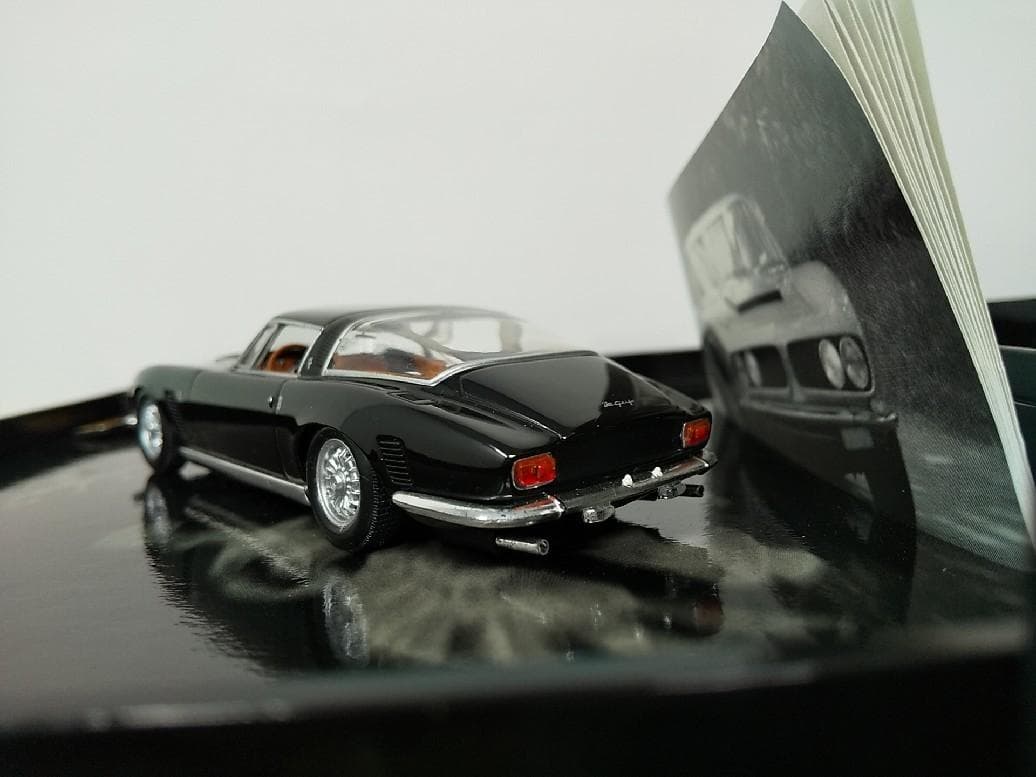 ミニチャンプス 1/43 イソグリフォ 7 litter 1968 モデルカー