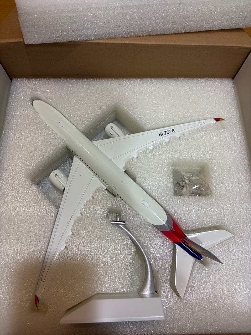 1/200 jcwings A350-900 アシアナ航空 ダイキャスト - メルカリ