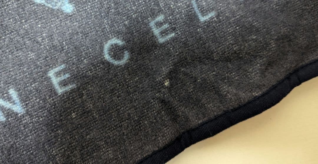 CELINE　ブランケット　ひざ掛け　ロゴパターン