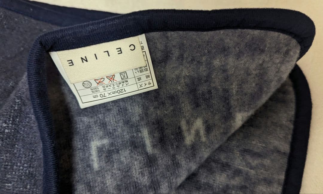 CELINE　ブランケット　ひざ掛け　ロゴパターン