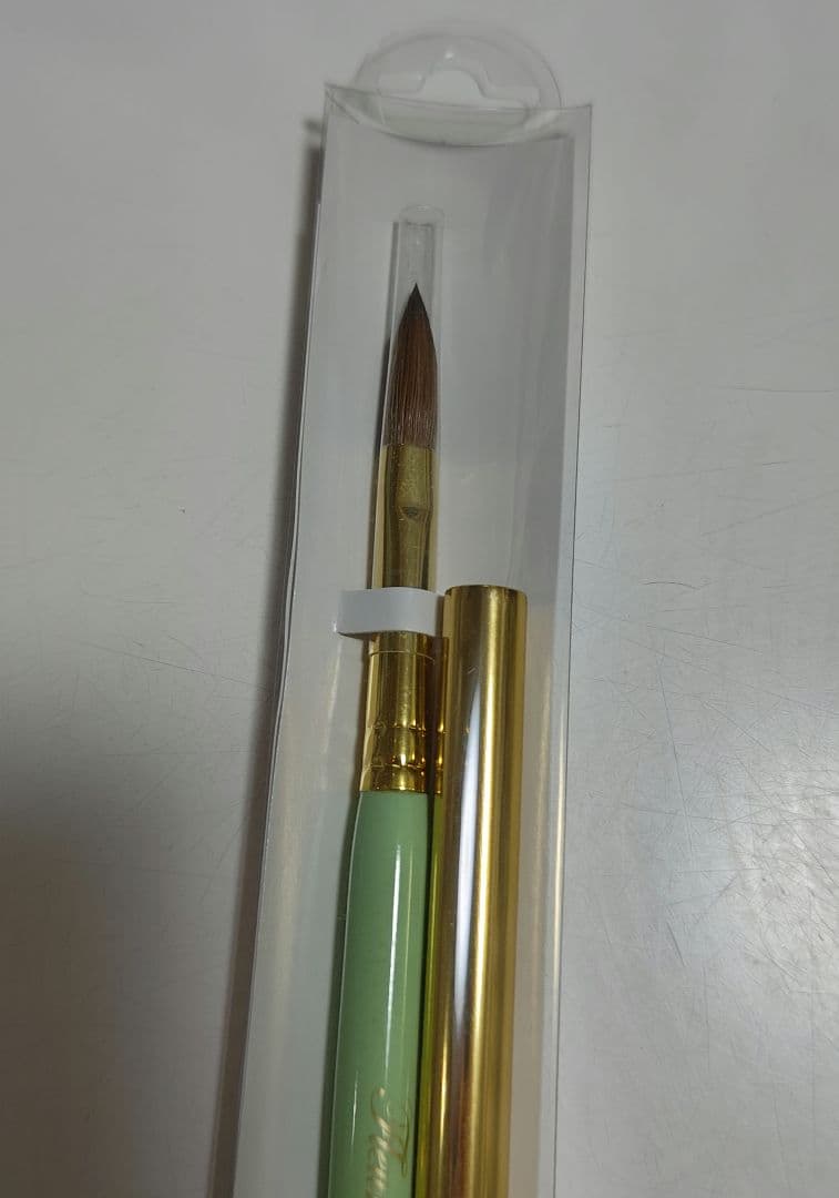 フルーリア スカルプチュアブラシ グリーン