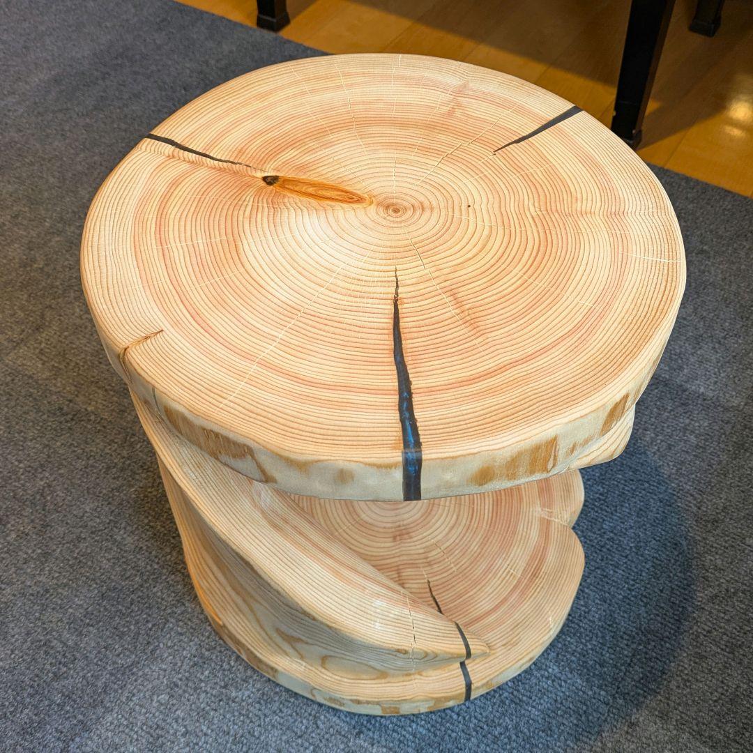 檜　丸太　椅子　スツール　くり抜き　ねじり　レジン　高さ約32.5cm