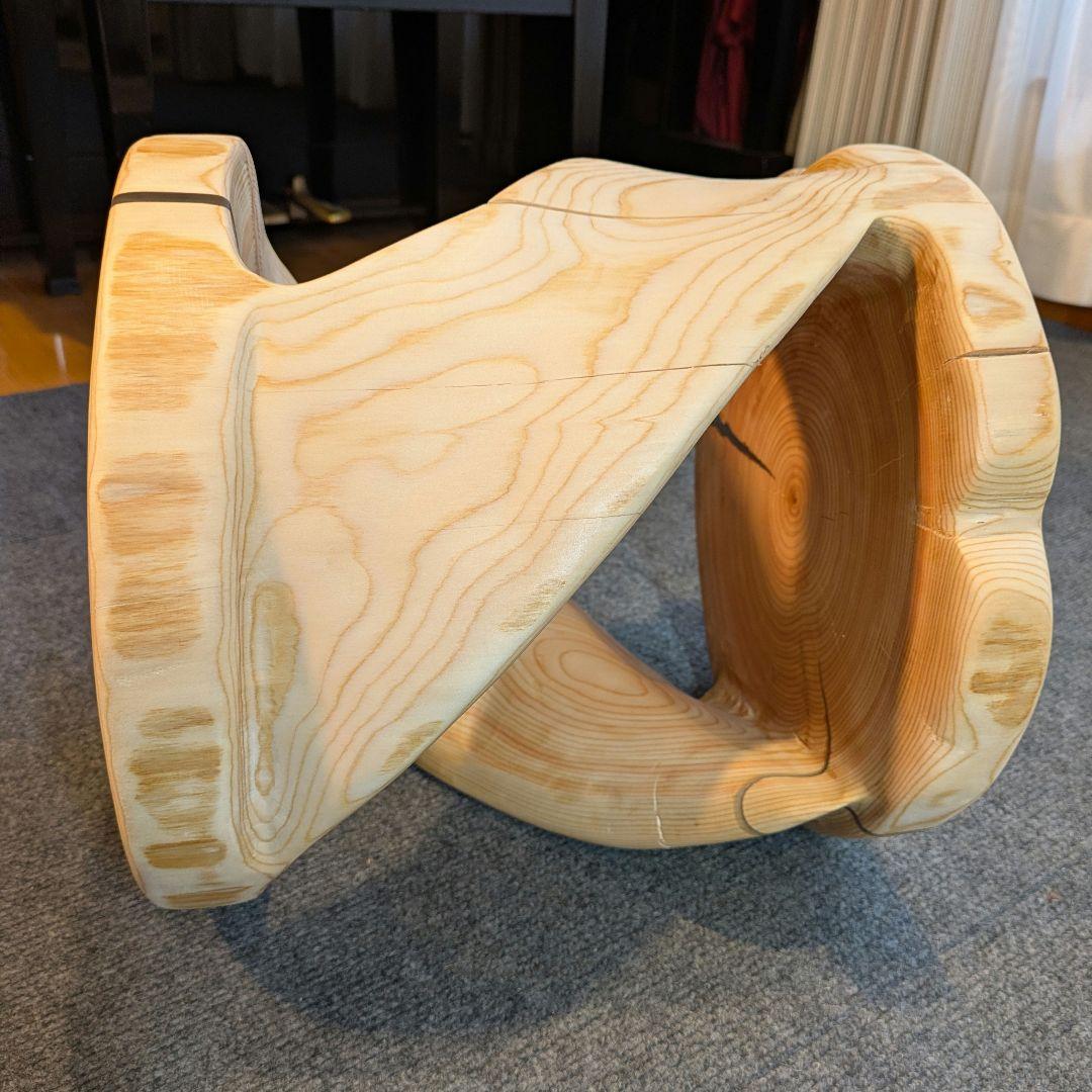 檜　丸太　椅子　スツール　くり抜き　ねじり　レジン　高さ約32.5cm