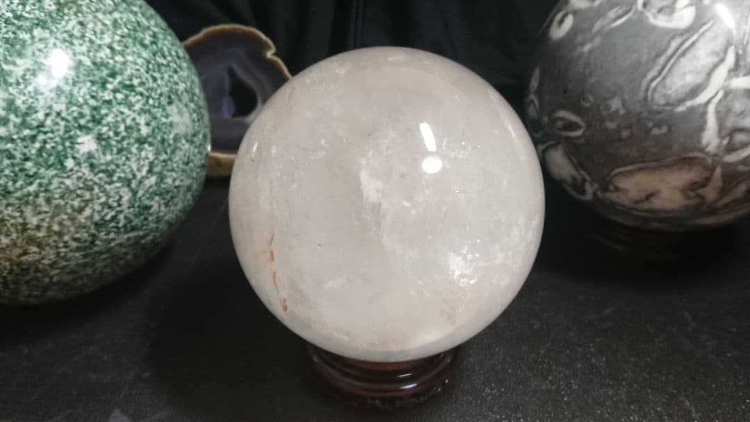 ヒマラヤ水晶 虹入り 開運、気の浄化、祈願達成  持つ人を選ばない万能の石