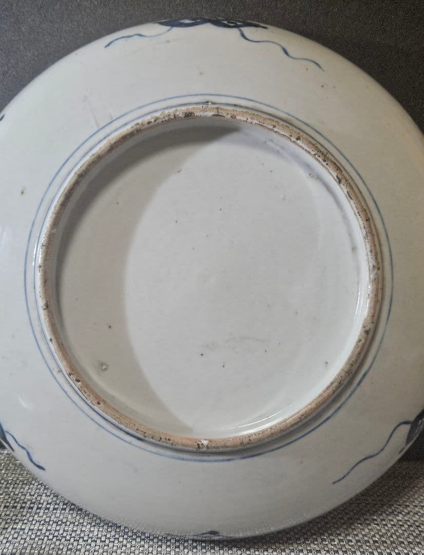 明治時代　古伊万里　花に蝶の図　市松文様　径 31.0cm　大皿　大鉢