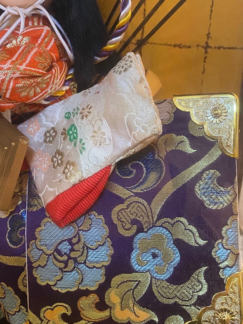 白馬に乗った五月人形　ガラスケース入り　大型