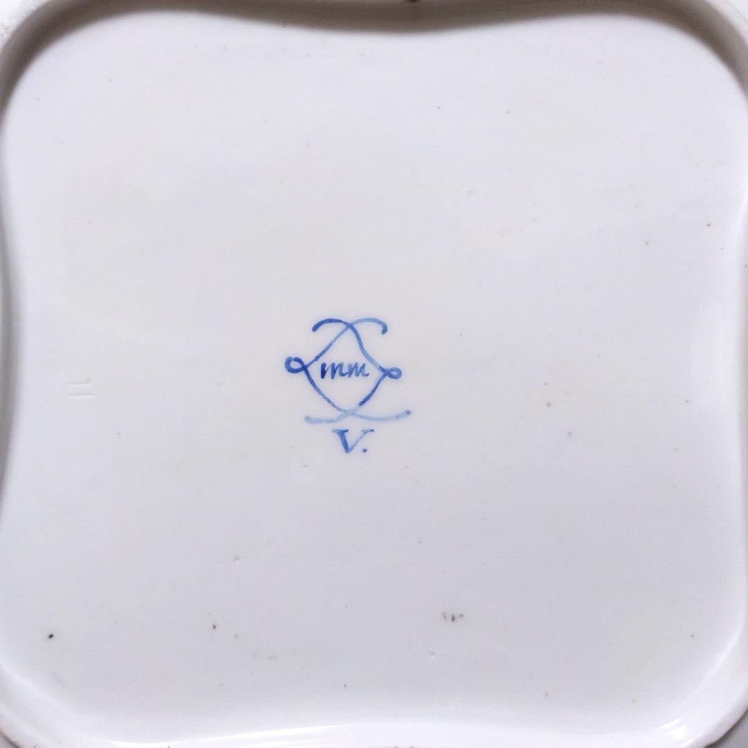 セーブル Sevres 1789年 ブルーライン金彩花絵 スクエアディッシュ