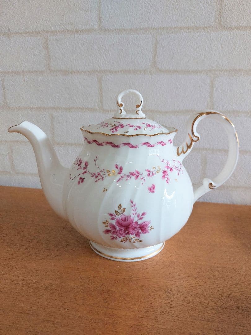 Noritake ノリタケ スタジオコレクション ティーセット 美品 花柄 金彩