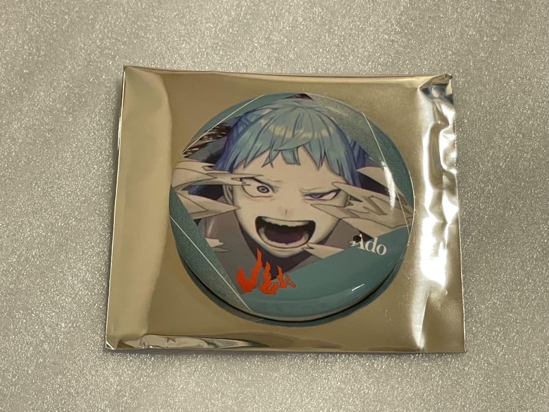 Ado ポップアップストア ランダム缶バッジ ルル - メルカリ