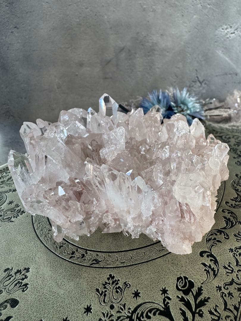 美しすぎる　ピンクレムリアンクラスター　コロンビア　ピンク　レムリアン