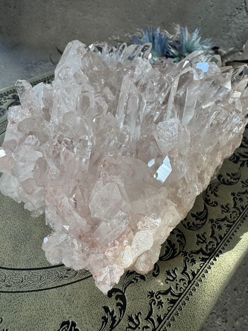 美しすぎる　ピンクレムリアンクラスター　コロンビア　ピンク　レムリアン