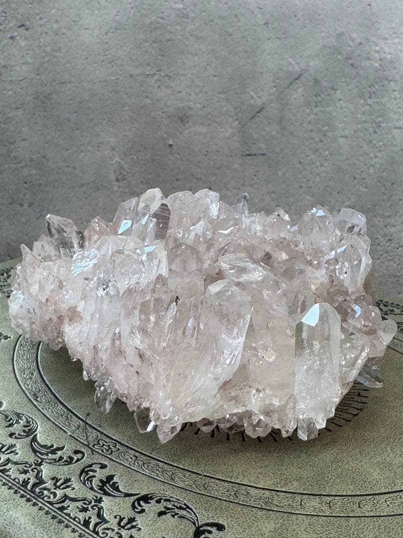 美しすぎる　ピンクレムリアンクラスター　コロンビア　ピンク　レムリアン