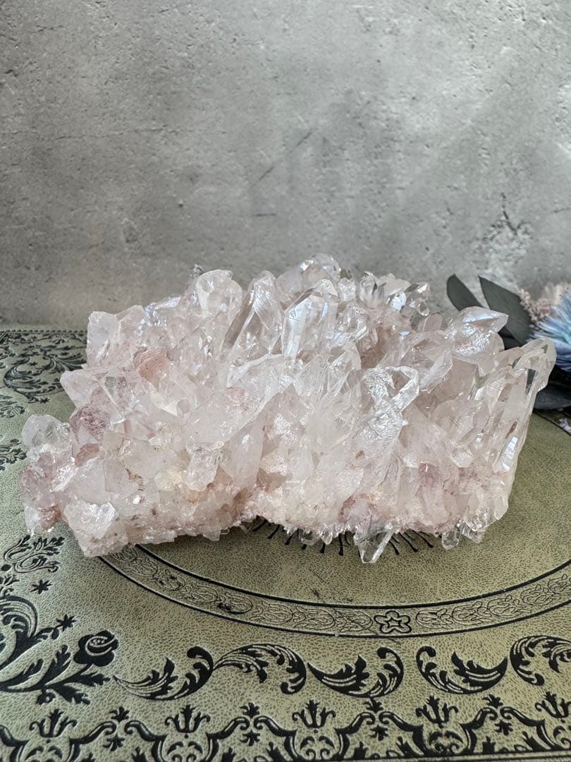 美しすぎる　ピンクレムリアンクラスター　コロンビア　ピンク　レムリアン