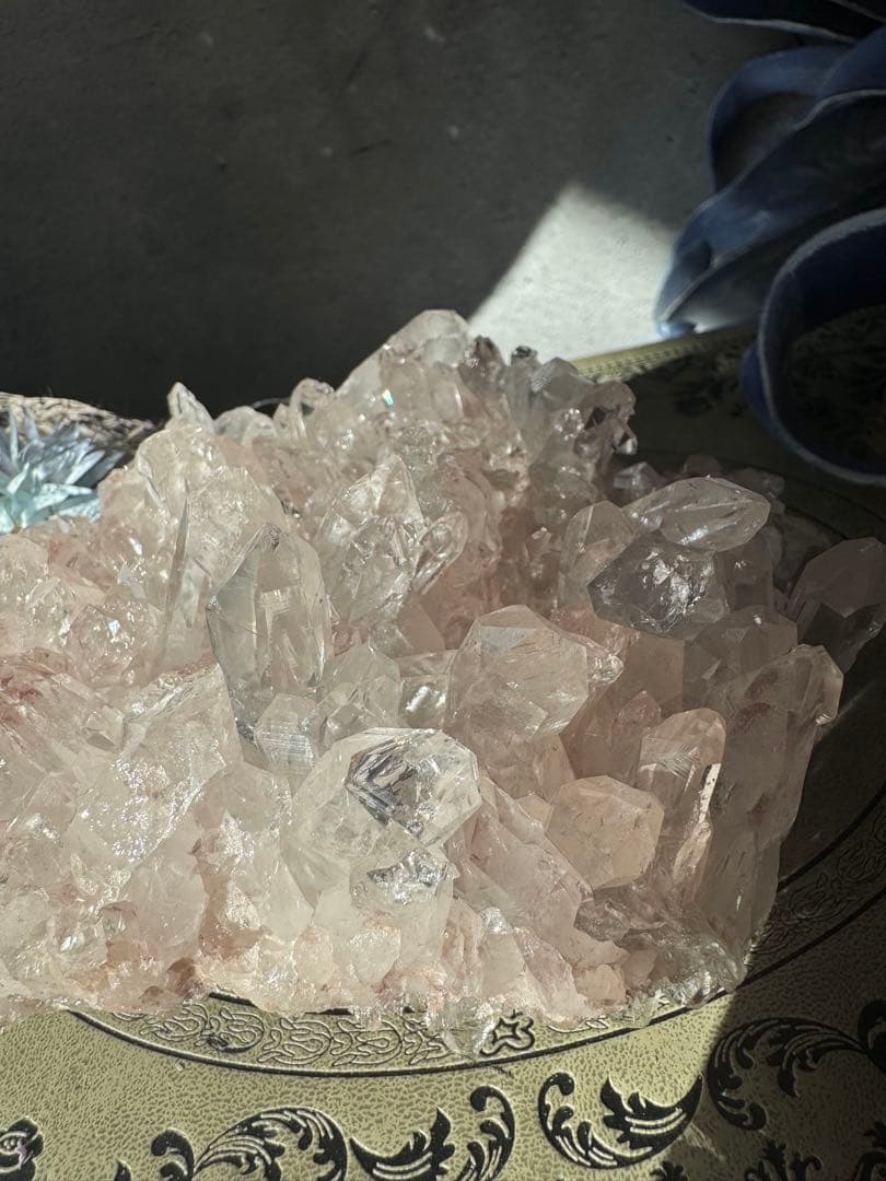 美しすぎる　ピンクレムリアンクラスター　コロンビア　ピンク　レムリアン