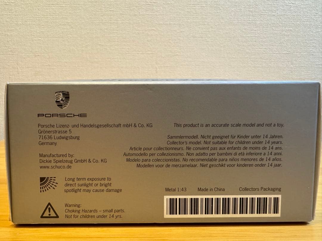 Schuco】※難あり Porsche 911Carrera 4 GTS