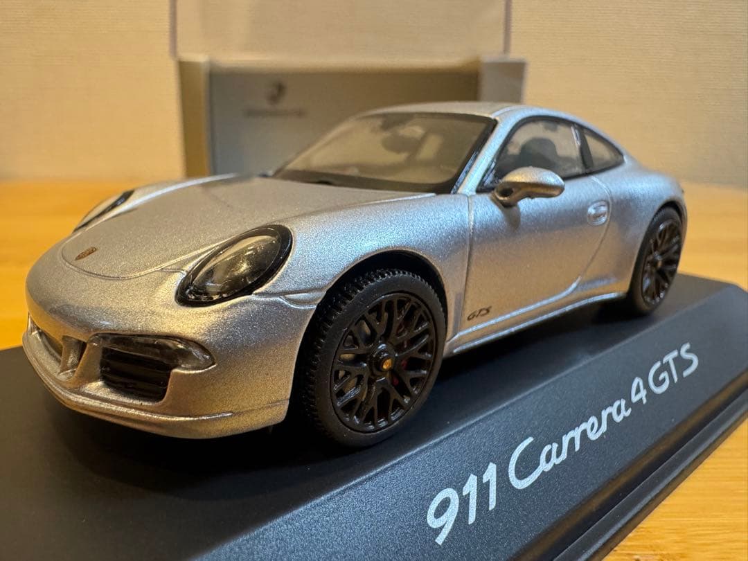 Schuco】※難あり Porsche 911Carrera 4 GTS