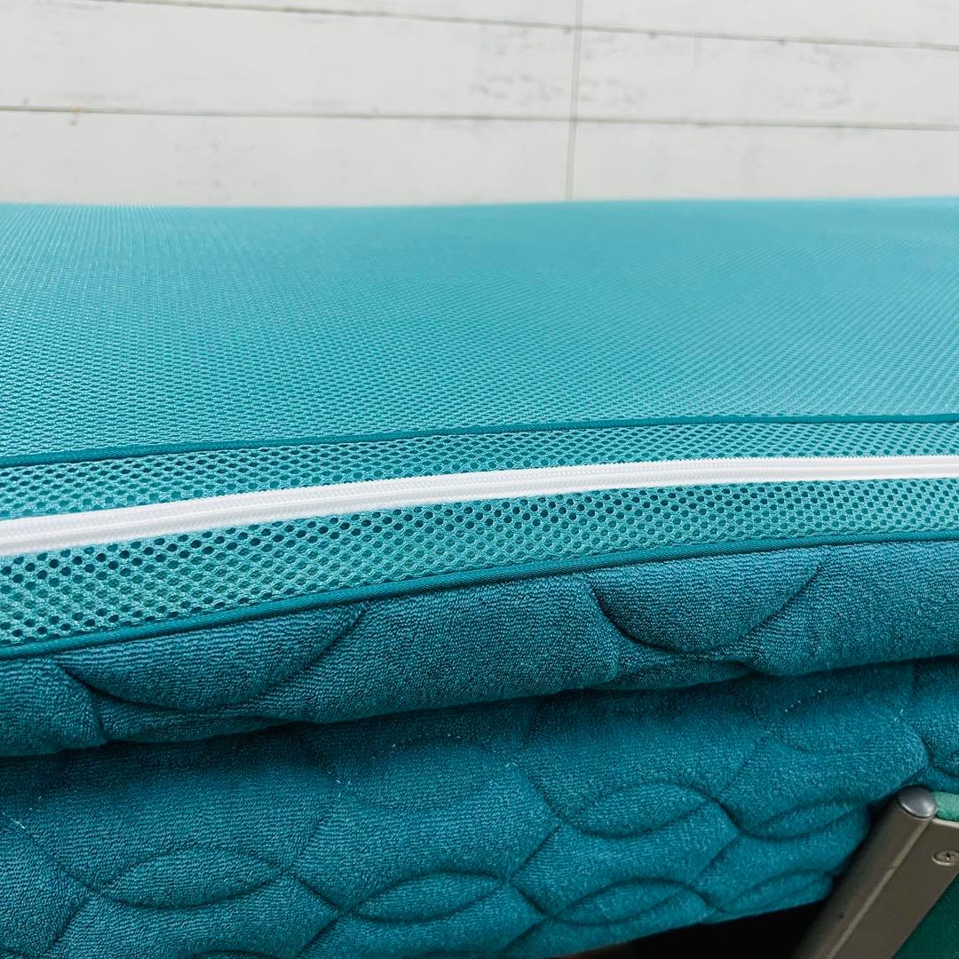 通気性抜群 “ブレスエアー エヴォリューション＜クイーン＞ターコイズブルー